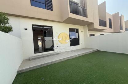 Townhouse - 2 - 3 for sale in Nasma Residence - Al Tai - Sharjah