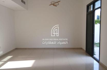 فيلا - 4 غرف نوم - 4 حمامات للبيع في مساكن نسمه - ّالطي - الشارقة