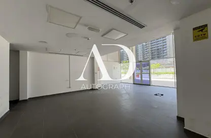 Shop - Studio for rent in Capital Golden Tower - Business Bay - Dubai
