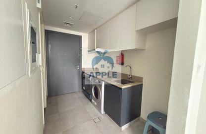 Apartment - Studio - 1 Bathroom for rent in East Village - Aljada - Sharjah