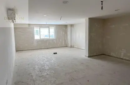 مكتب - غرفة نوم - 2 حمامات للايجار في الجرف 3 - الجرف - عجمان وسط المدينة - عجمان