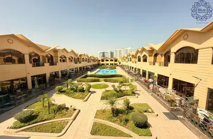 Villa - 4 Bedrooms - 5 Bathrooms for rent in Village 33 - Al Barsha 1 - Al Barsha - Dubai