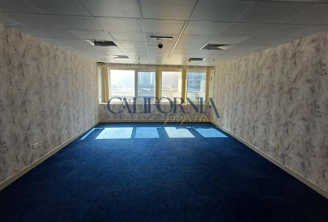 77775617 - Property Image 2