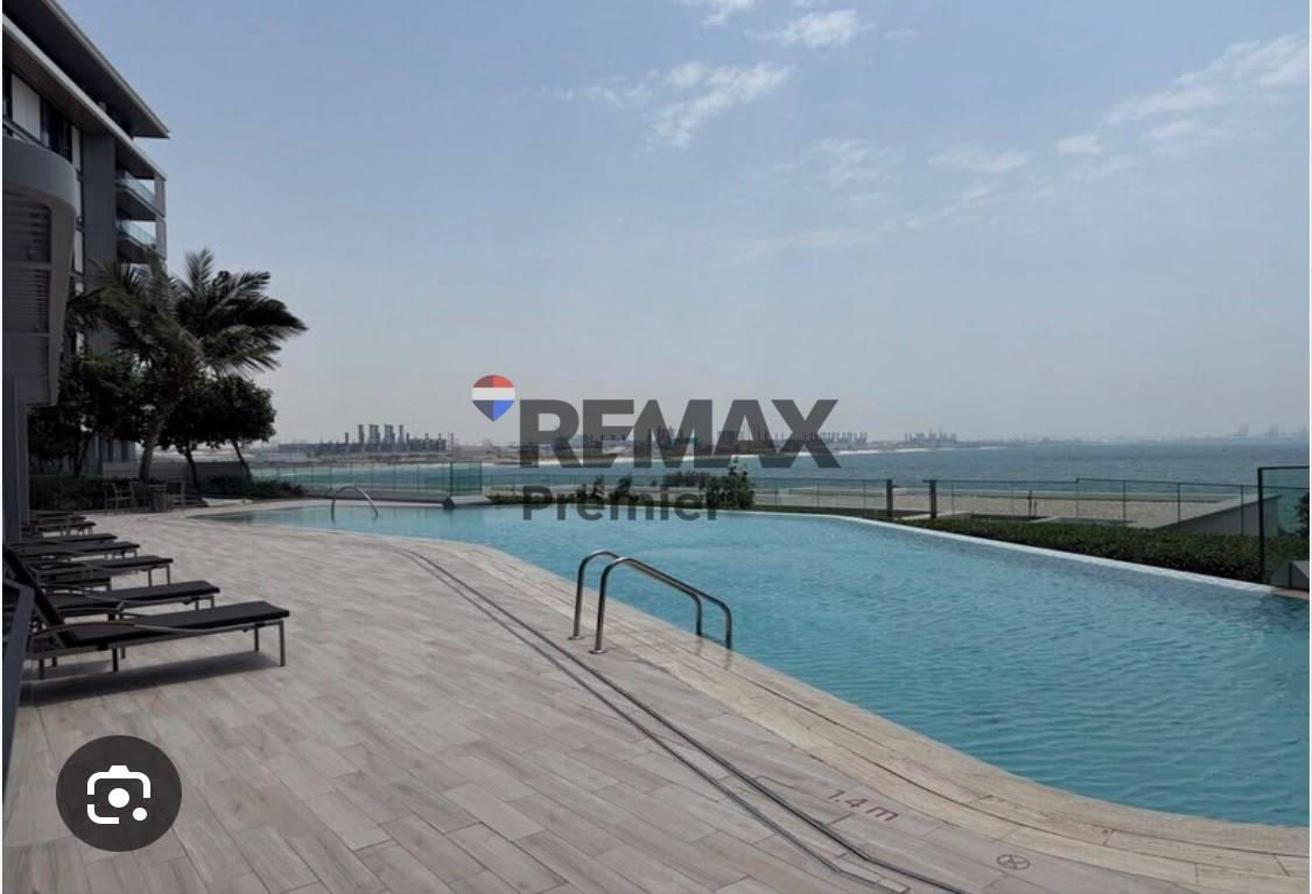 3BR + Maid | Sea View | Designer-Furnished photo 13