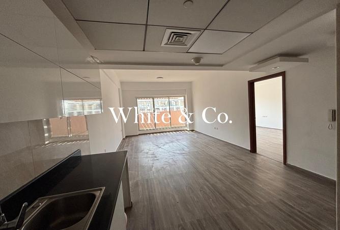 73832105 - Property Main Image