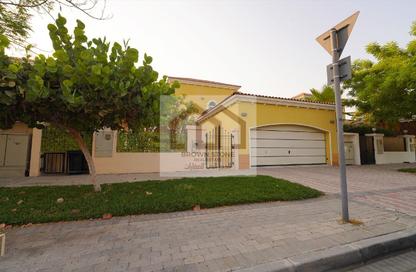 Villa - 3 Bedrooms - 4 Bathrooms for sale in District 5 - Jumeirah Park - Dubai