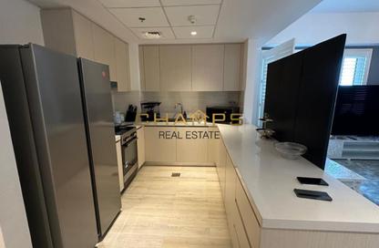 Apartment - 3 Bedrooms - 4 Bathrooms for rent in Waters Edge - Yas Island - Abu Dhabi
