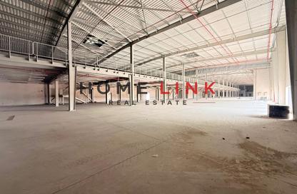 Show Room - Studio - 2 Bathrooms for rent in Al Sajaa Industrial - Al Sajaa - Sharjah