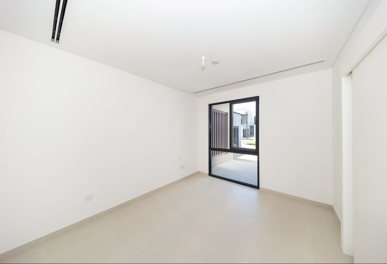 4 bedroom townhouse in Jebel Ali Village Townhouses, Jebel Ali: 9