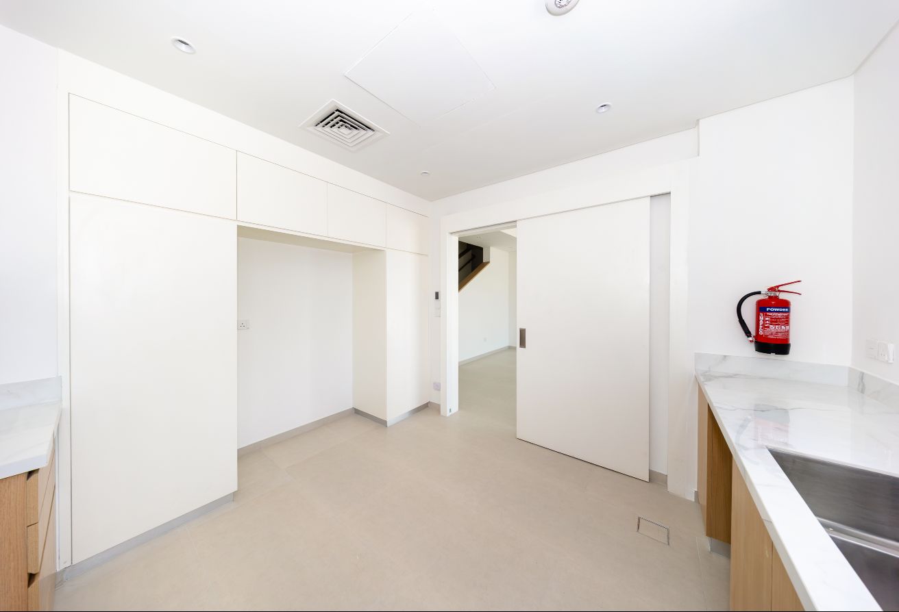 4 bedroom townhouse in Jebel Ali Village Townhouses, Jebel Ali: 7