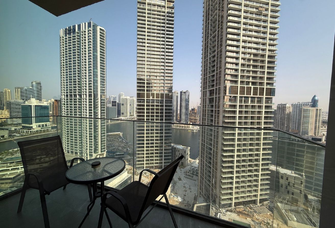 2 bedroom apartment in Peninsula One, Business Bay: 7
