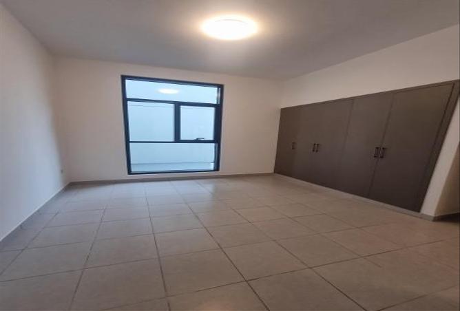 73112428 - Property Image 3