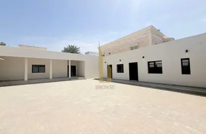 فيلا - 3 غرف نوم - 3 حمامات للايجار في فلل الجميرا 2 - جميرا 2 - جميرا - دبي