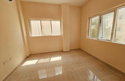 Apartment - 1 - 1 for rent in Fire Station Road - Muwaileh - Sharjah Apartment - 1 - 1 for rent in Fire Station Road - Muwaileh - Sharjah