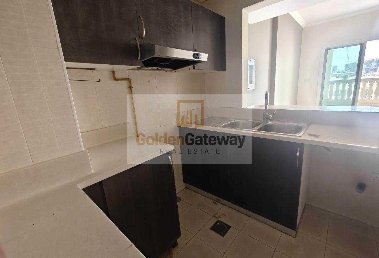 Pool Facing | Unfurnished | Multiple Cheques photo 8