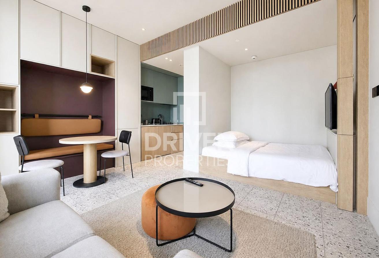 Spacious | Furnished | World Class Amenities photo 3