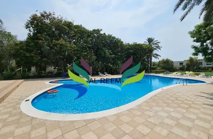 Villa - 3 Bedrooms - 4 Bathrooms for rent in Umm Suqeim 2 Villas - Umm Suqeim 2 - Umm Suqeim - Dubai