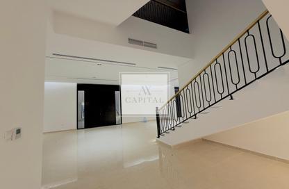 Villa - 4 - 5 for rent in Al Aweer Village - Al Aweer - Dubai
