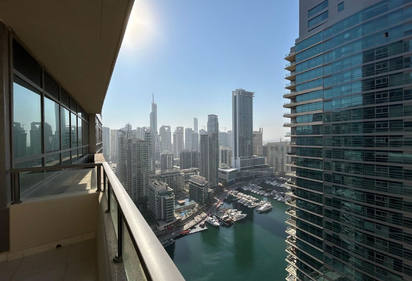 HIGH FLOOR | UPGRADED | VACANT | SPACIOUS