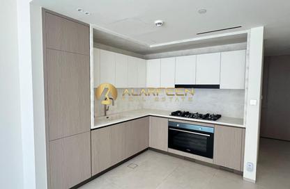 Apartment - 2 - 2 for rent in Binghatti Pinnacle - Dubai Healthcare City 2 - Al Jaddaf - Dubai