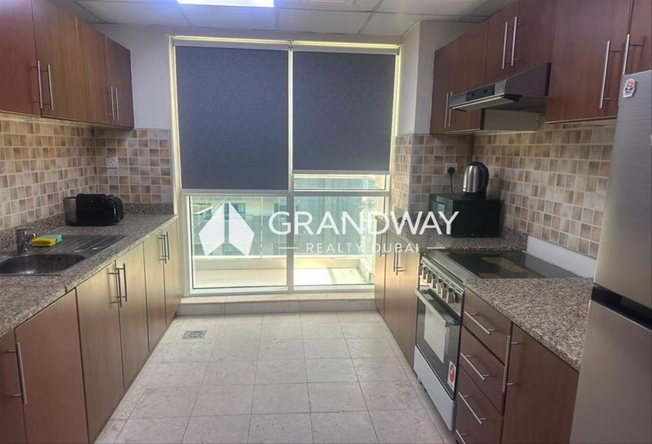 Bright 1BR | Great Amenities | Contemporary Living photo 4