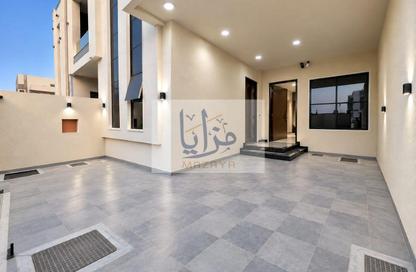 Villa - 5 - 7 for sale in Al Zaheya Gardens - Al Zahya - Ajman