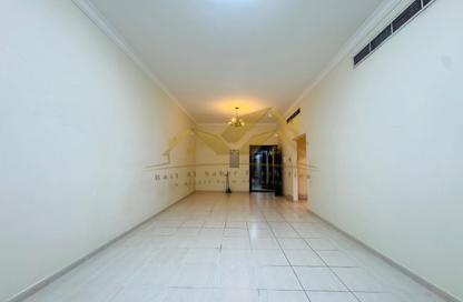 Apartment - 2 Bedrooms - 3 Bathrooms for rent in Al Raffa - Bur Dubai - Dubai