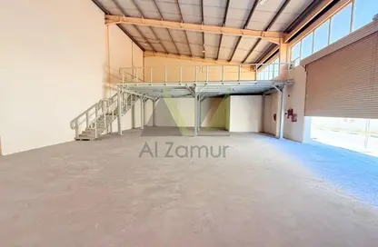 Warehouse - Studio - 1 Bathroom for rent in Dubai Investment Park (DIP) - Dubai