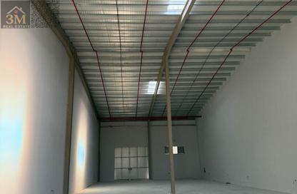 Warehouse - Studio - 1 Bathroom for rent in Umm Al Thuoob - Umm Al Quwain