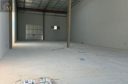 Warehouse - Studio - 1 Bathroom for rent in Umm Al Thuoob - Umm Al Quwain