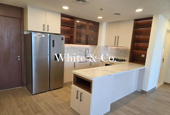 54402636 - Property Image 2