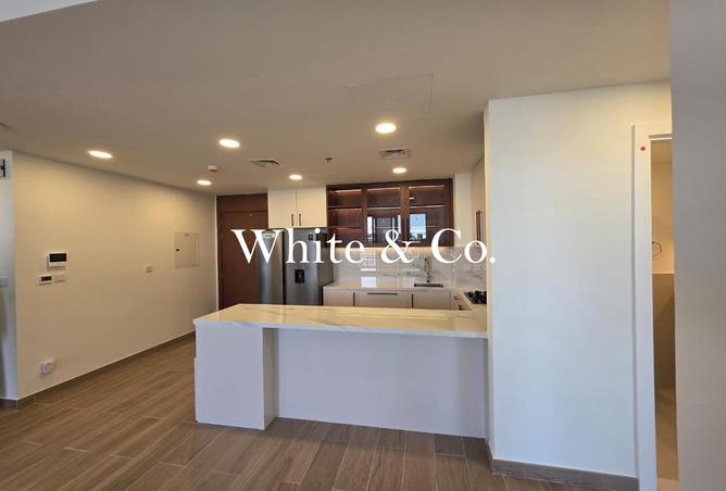 54402636 - Property Image 3