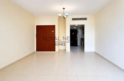 Apartment - Studio - 1 for rent in Building E07 - China Cluster - International City - Dubai