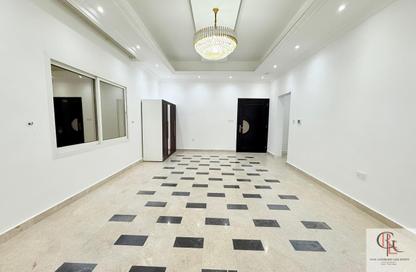 Apartment - Studio - 1 Bathroom for rent in Mohamed Bin Zayed Centre - Mohamed Bin Zayed City - Abu Dhabi Apartment - Studio - 1 Bathroom for rent in Mohamed Bin Zayed Centre - Mohamed Bin Zayed City - Abu Dhabi