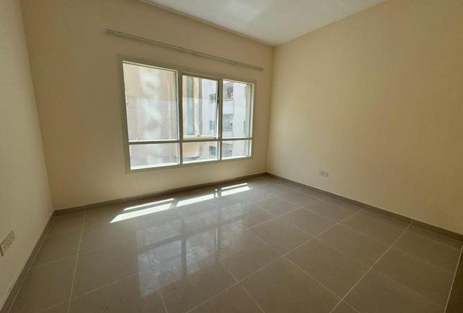 90493250 - صورة العقار 3