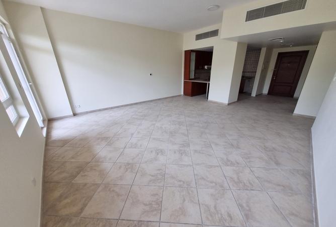 141912400 - Property Image 2