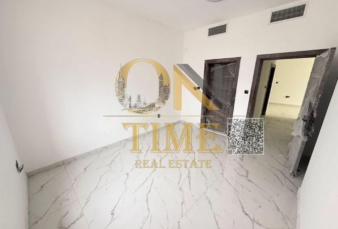 76167902 - Property Image 2