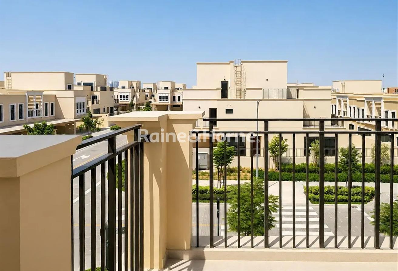 5BR+Maid | End Corner | Huge Plot | 2Mns to Lagoon photo 13