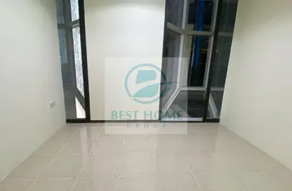 Office Space - Studio - 6 Bathrooms for rent in Corniche View Tower - Corniche Road - Abu Dhabi