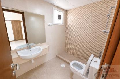 Apartment - 1 Bedroom - 2 Bathrooms for rent in Muwaileh 29 Building - Muwaileh - Sharjah