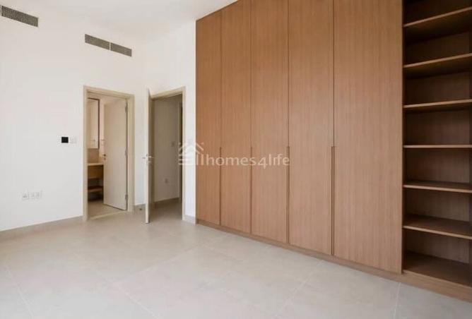 128816700 - Property Image 2