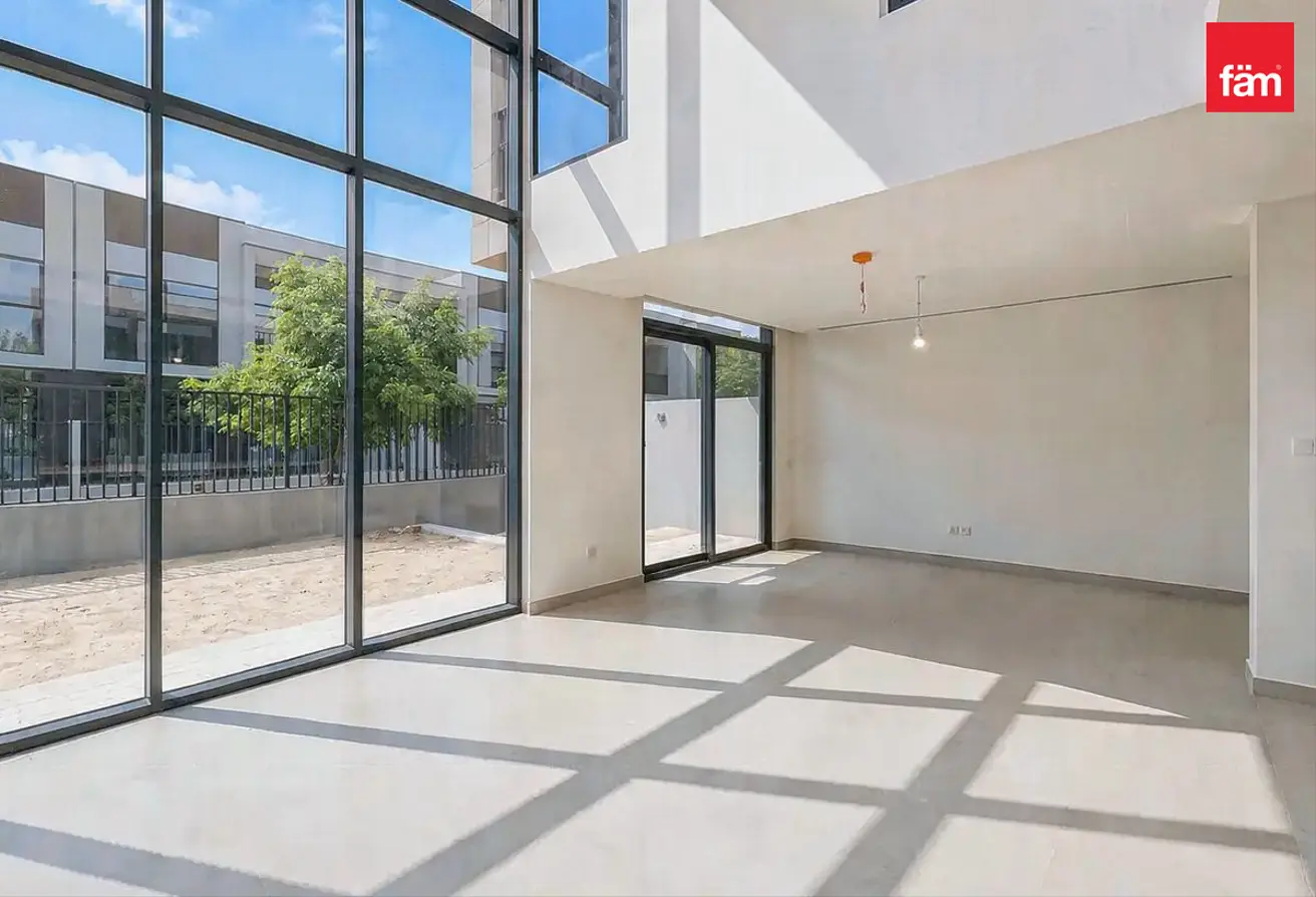 156069471 - Property Main Image
