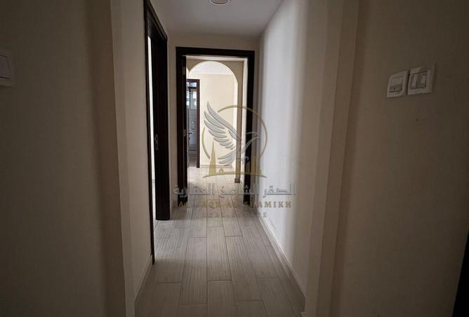 132035404 - Property Image 3
