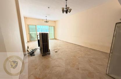 Apartment - 3 Bedrooms - 3 Bathrooms for rent in New Al Taawun Road - Al Taawun - Sharjah