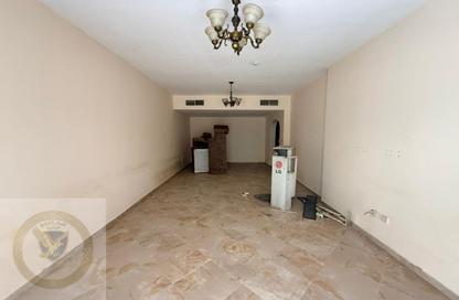 Apartment - 3 Bedrooms - 3 Bathrooms for rent in New Al Taawun Road - Al Taawun - Sharjah