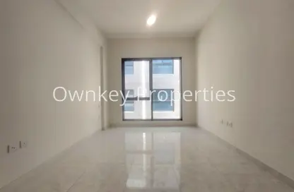 Apartment - 1 Bathroom for rent in Al Karama Square - Al Karama - Bur Dubai - Dubai