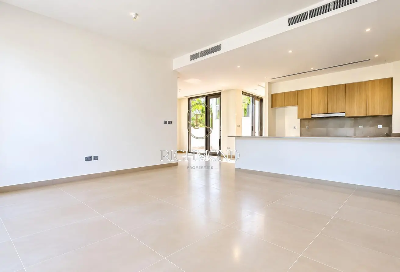 152371386 - Property Main Image