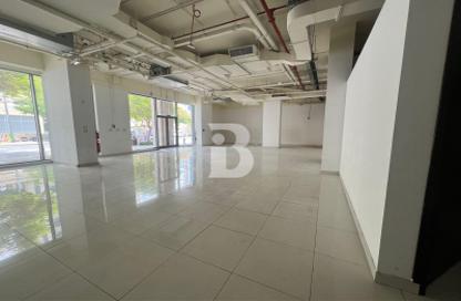 Shop - Studio - 2 Bathrooms for rent in Bahwan Tower Downtown - Downtown Dubai - Dubai