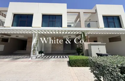 تاون هاوس - 3 غرف نوم - 4 حمامات للبيع في جرين وودز - داماك هيلز - دبي تاون هاوس - 3 غرف نوم - 4 حمامات للبيع في جرين وودز - داماك هيلز - دبي