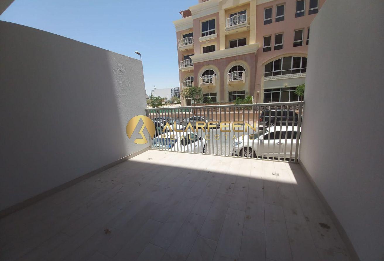 READY TO MOVE | FULLY FURNISHED | PRIME LOCATION photo 14